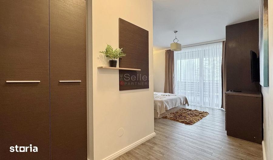 Apartament cu 4 camere decomandat în Central