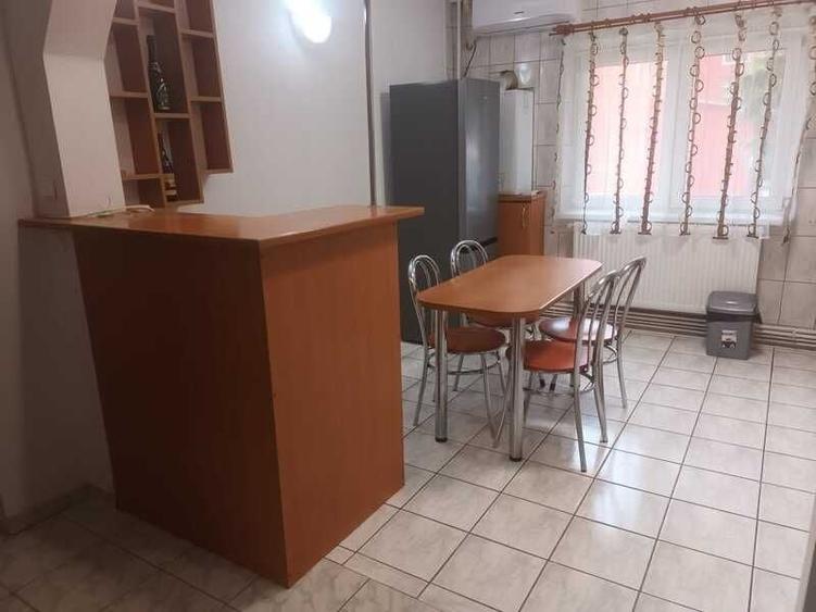 Calea 13 Septembrie, Panduri bloc 1989, anvelopat, renovat proaspat, et 1 - 8