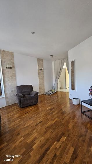 Apartament cu 2 camere decomandat în Candiano Popescu