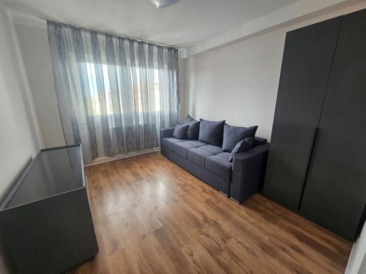 Apartament cu 3 camere decomandat în Vasile Aaron