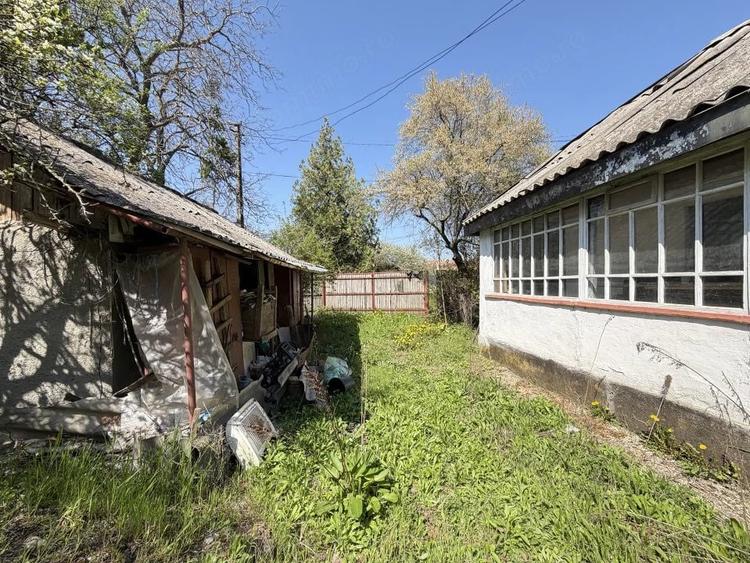 Casă cu Teren 1047 Mp în Lunca