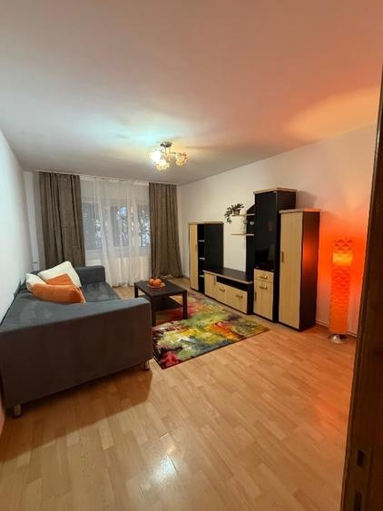 Apartament cu 2 camere decomandat, mobilat în Lipovei