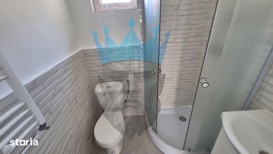 Casă cu 3 camere cu Teren 50 Mp în Tei