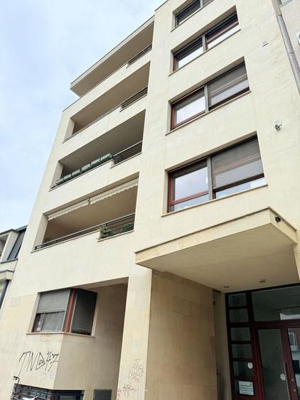 Apartament cu 4 camere în Calea Victoriei