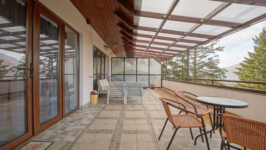 Apartament cu 5 camere decomandat, mobilat în Zamora