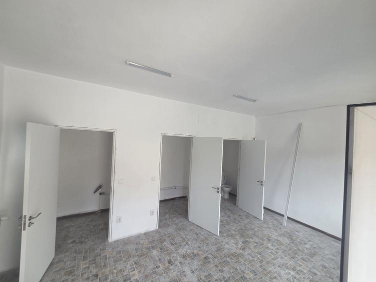 Spațiu comercial, de 30 mp, în Central