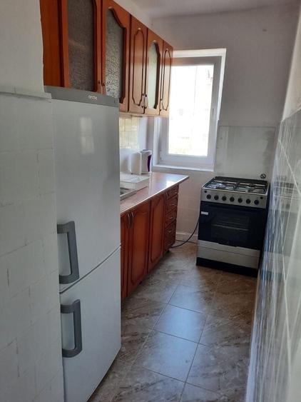 Inchiriez Ap 3 camere - 8
