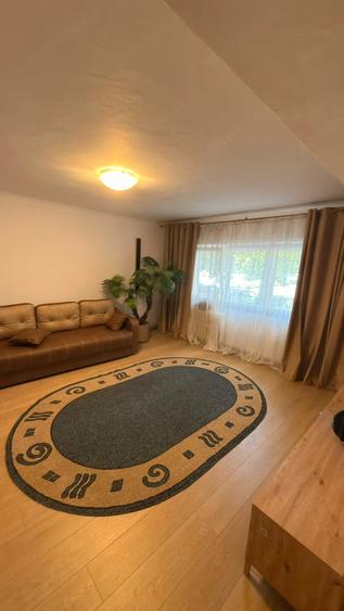 Apartament cu 2 camere decomandat în Traian