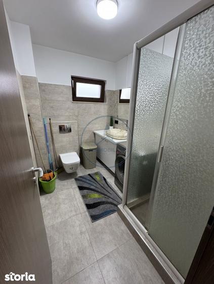 Apartament cu 3 camere, mobilat în Independenței