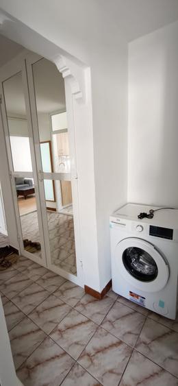 Apartament cu 2 camere decomandat în CET