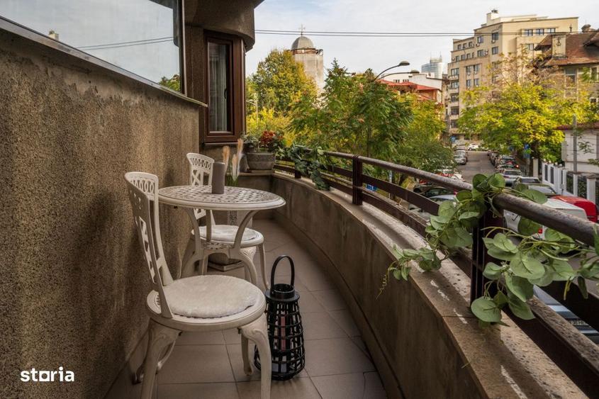 Apartament cu 3 camere semidecomandat, mobilat în Cișmigiu