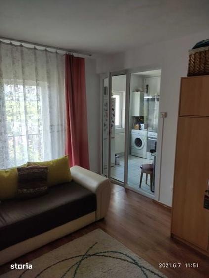 Inchiriez apartament cu o camera in cartierul Manastur ,str.Balea nr.3 - 7