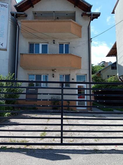 Spațiu comercial, în Central