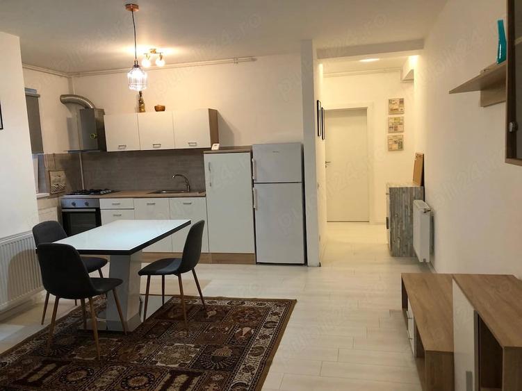 Apartament cu 2 camere decomandat în Giroc