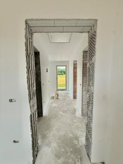 Casă cu 5 camere cu Teren 480 Mp în Horodnic