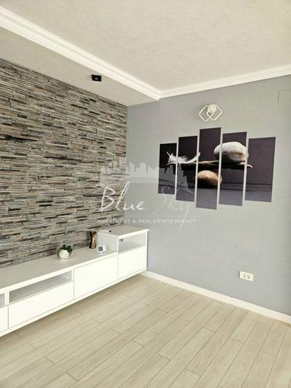 Duplex cu 7 camere cu Canalizare în Cumpăna