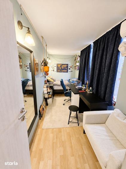 Casă cu 6 camere cu Teren 441 Mp în Piața Centrală