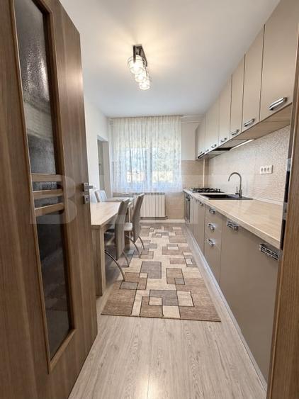 Apartament cu 3 camere semidecomandat, mobilat în Împăratul Traian
