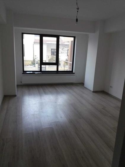 Garsonieră decomandată în Valea Lupului