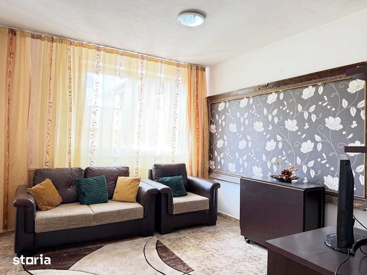 Apartament cu 4 camere semidecomandat în Decebal