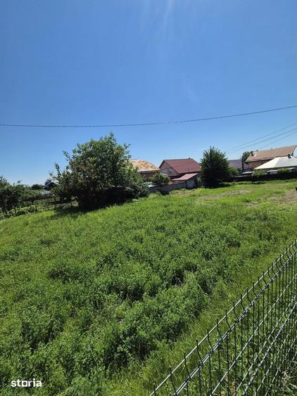 Casă cu 5 camere cu Teren 1700 Mp în Luizi-Călugăra