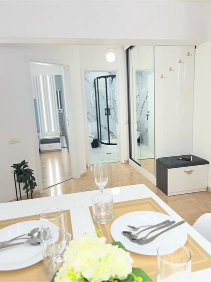 Apartament cu 2 camere decomandat în Faleza Nord