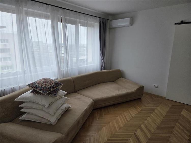 Apartament cu 2 camere semidecomandat în Chibrit