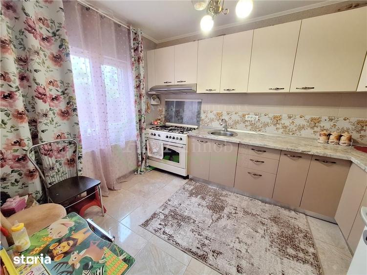 Casă cu 3 camere cu Teren 263 Mp în Letea Veche