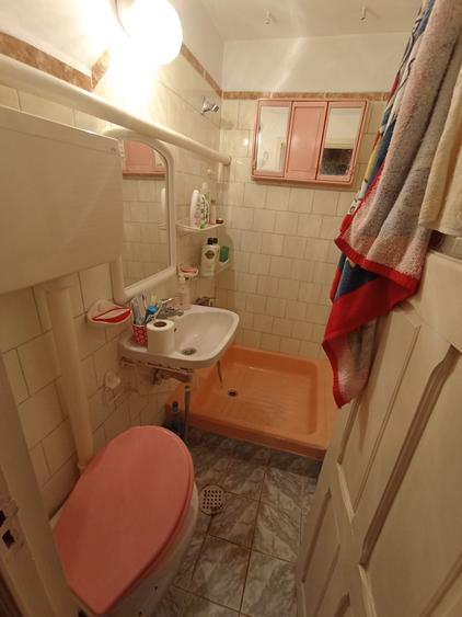 Casă individuală cu 4 camere cu Canalizare în Nicolina