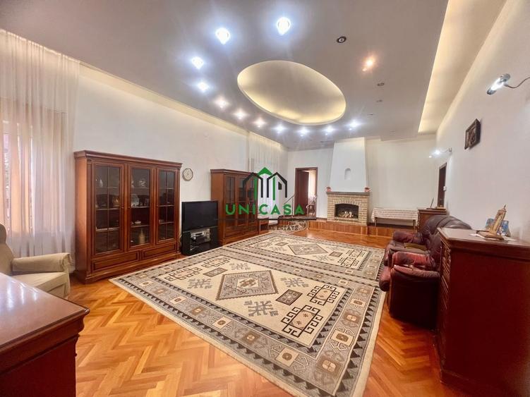Casă individuală cu 4 camere cu Canalizare în Central