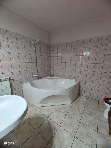 Apartament cu 3 camere în ITM