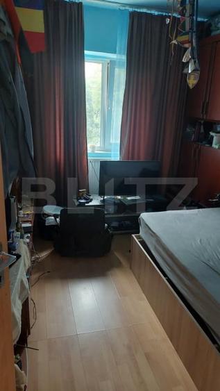 Apartament cu 4 camere decomandat, mobilat în Lipovei
