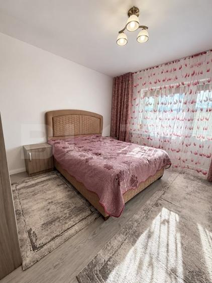 Apartament cu 3 camere semidecomandat, mobilat în Împăratul Traian
