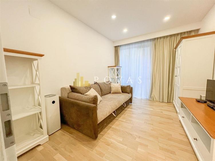 Apartament cu 4 camere semidecomandat, mobilat în Grădina Icoanei