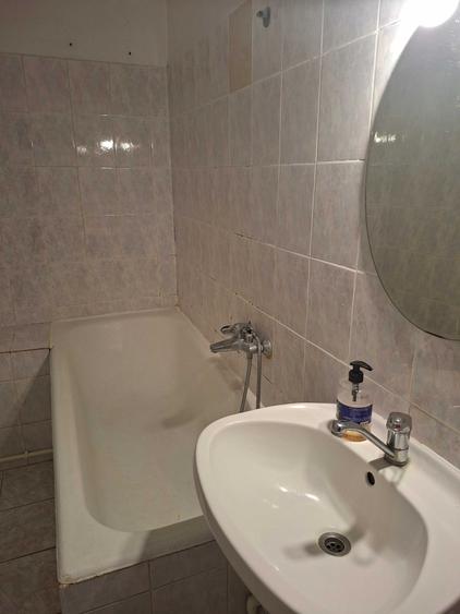Inchiriez ap 2 camere Galati la turnul de televiziune etaj1 pret 1300 tel.0746500948 - 5