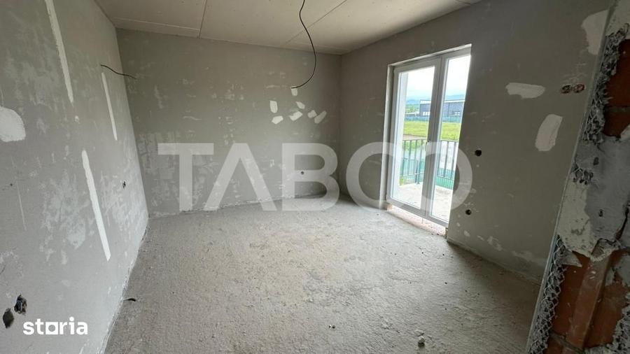 Casa de tip duplex curte libera 195 mp acces 2 strazi Mohu Sibiu - 6