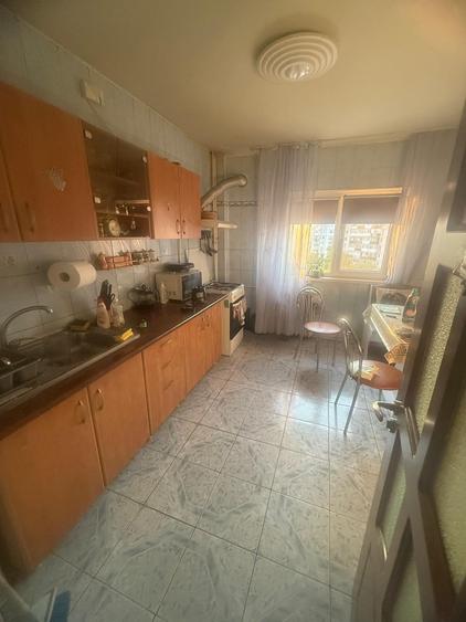 Apartament cu 2 camere decomandat în Militari
