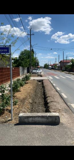 Teren Construcții intravilan de 1430 mp, în Copăceni