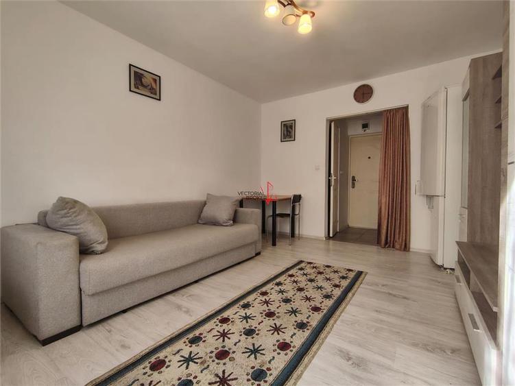 Garsonieră decomandată în Ozana