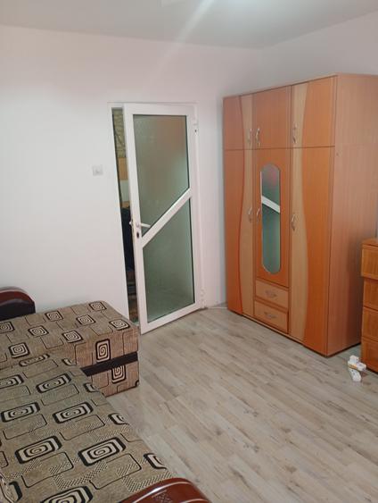 Garsoniera Năvodari str Cabanei -Etaj 1 - 3