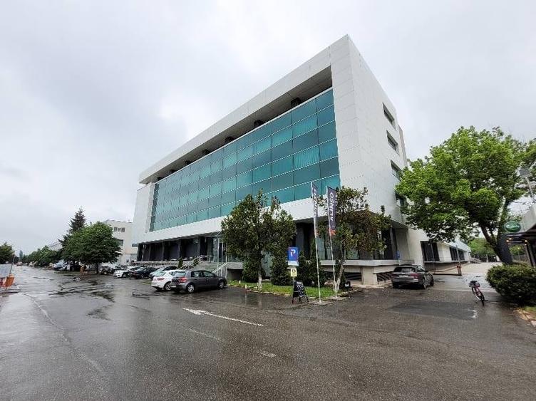 Birou, de 974 mp, în Aviației