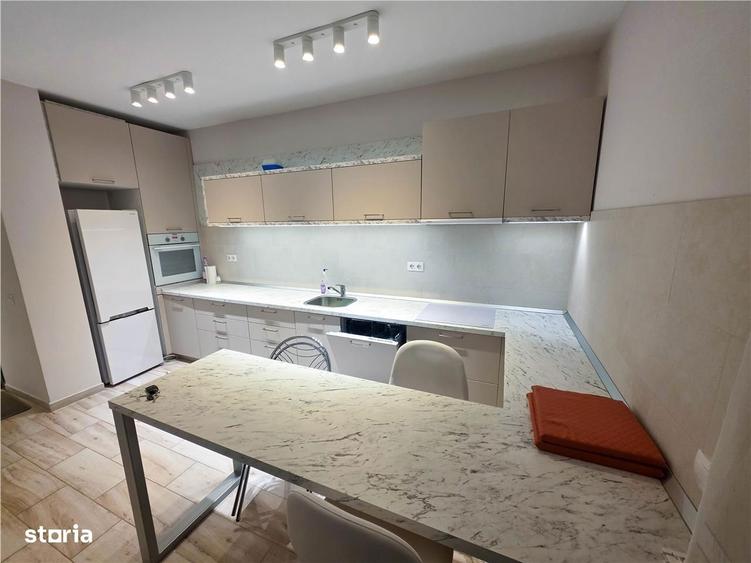 Apartament cu 2 camere, mobilat în Central