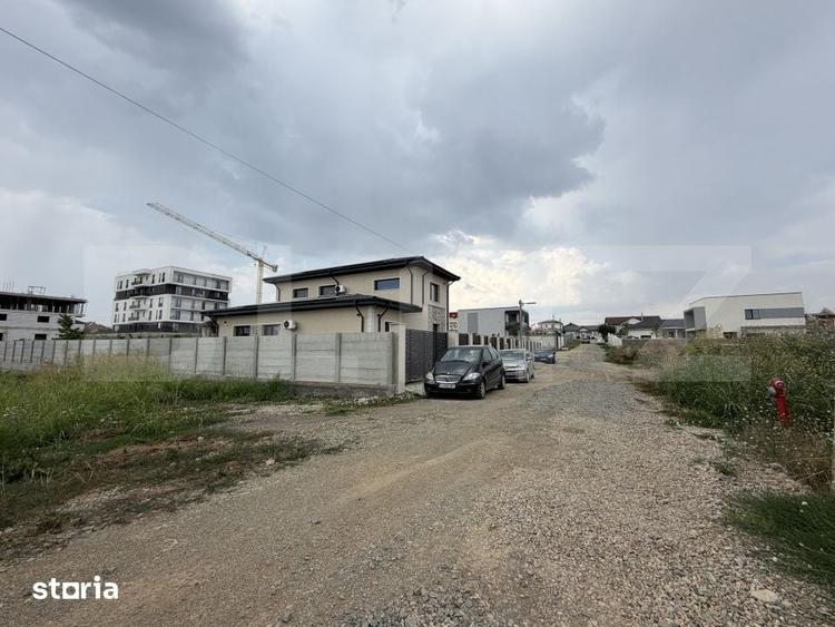 Teren de 425 mp, în Malu Mare