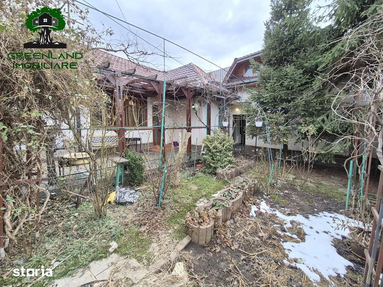 Casă cu 4 camere cu Teren 260 Mp în Podul de Fier