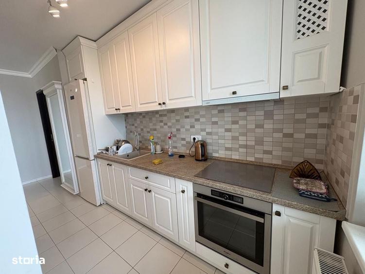 Apartament cu 3 camere decomandat în Apărătorii Patriei