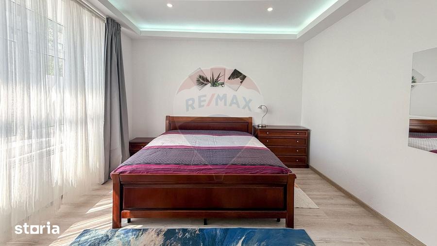 Apartament cu 3 camere în Romană