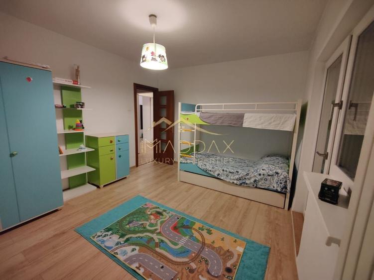 Apartament cu 3 camere decomandat, mobilat în 13 Septembrie