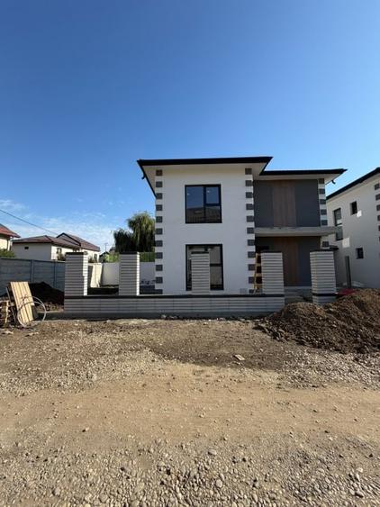 Casă individuală cu 4 camere cu Teren 250 Mp în Bragadiru