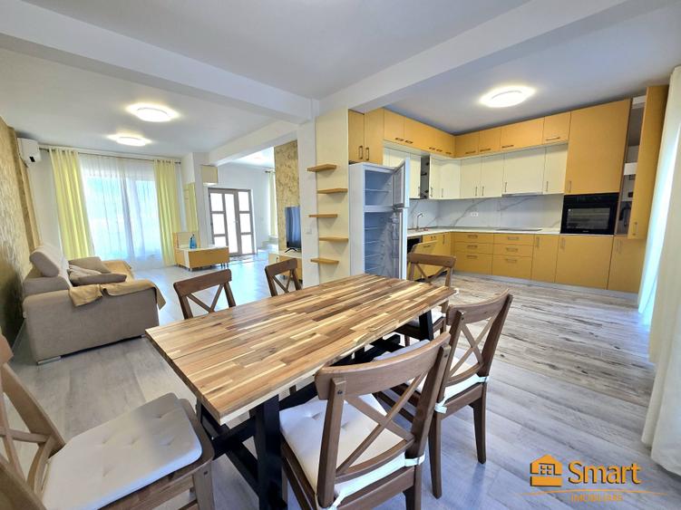 Duplex cu 4 camere cu Canalizare în Păcurari