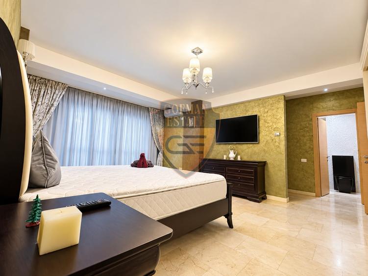 Apartament cu 4 camere decomandat în Mamaia-Sat
